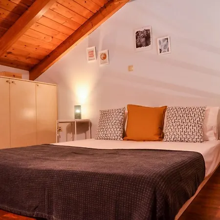 Centrally For 3 Apartment *